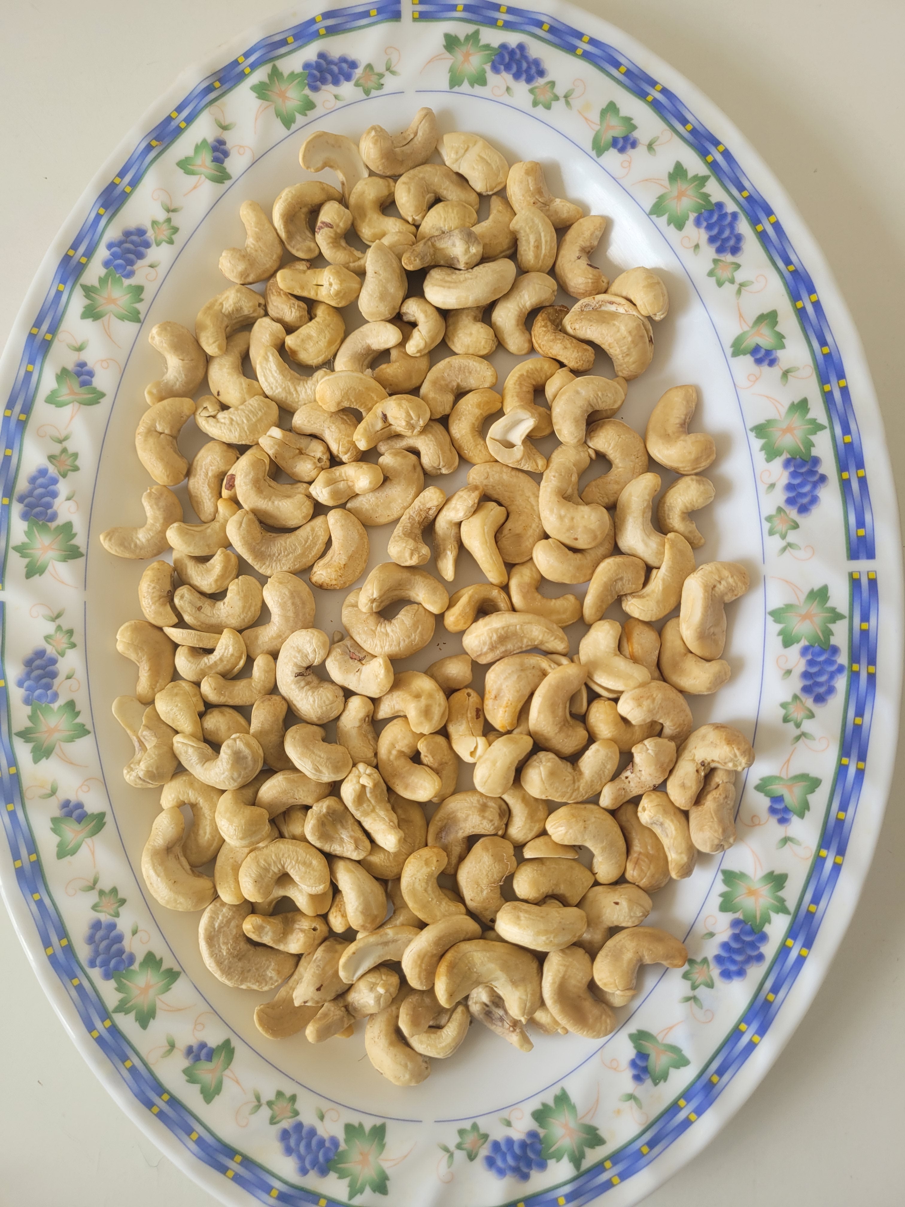 agromaya-fruits-secs-noix-de-cajou-bio-crue-2-5kg image 1
