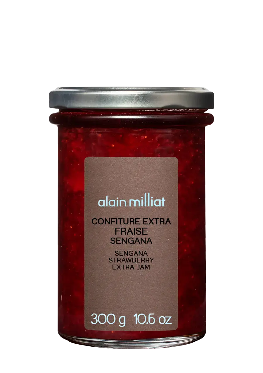 alain-milliat-confiture-extra-fraise-sengana-680g-fruits-rouges image 1